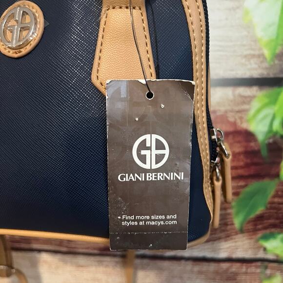 Giani Bernini Womens Faux Leather Crossbody Convertible Dome Handbag Purse